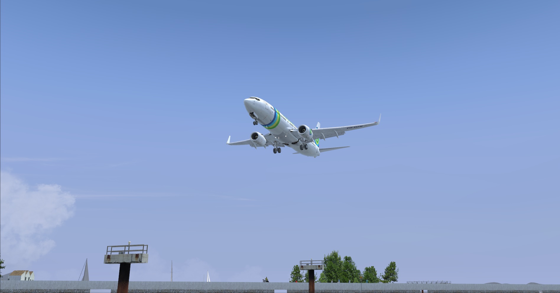 FSX_-_737-800_court_finale_LGKR.201551423137.jpg