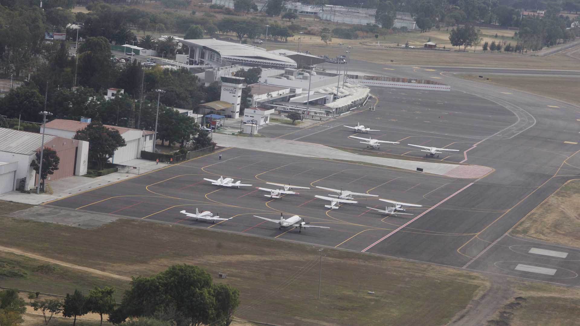 mar-aerea-aeropuerto-benito_juarez_de_oaxaca_copia.2016911214556.jpg